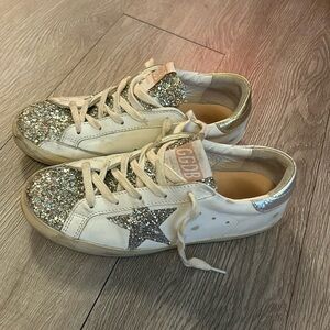 Girls golden goose sequin all star sneakers!!